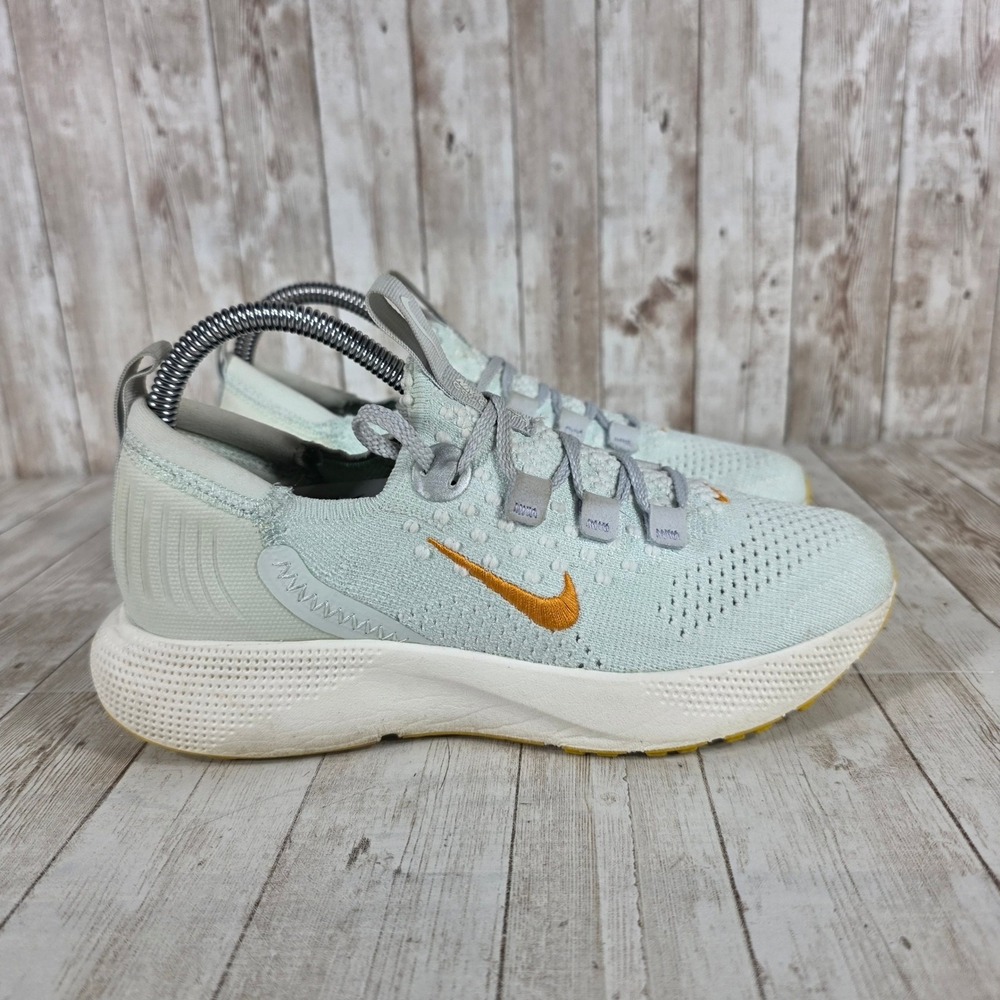 Nike React Women's Running Shoes Light Blue Orange Swoosh Size 6.5 DC4269-300